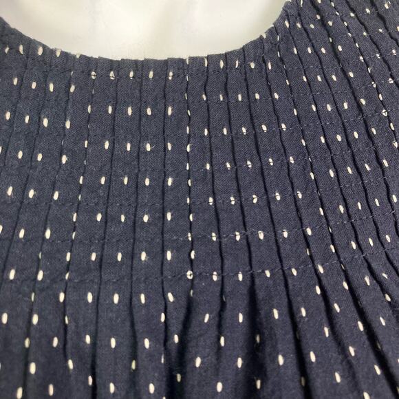 The Great top XS size 0 Polka Dot Crew Neck sleeveless cotton pintuck Shell - Picture 5 of 12